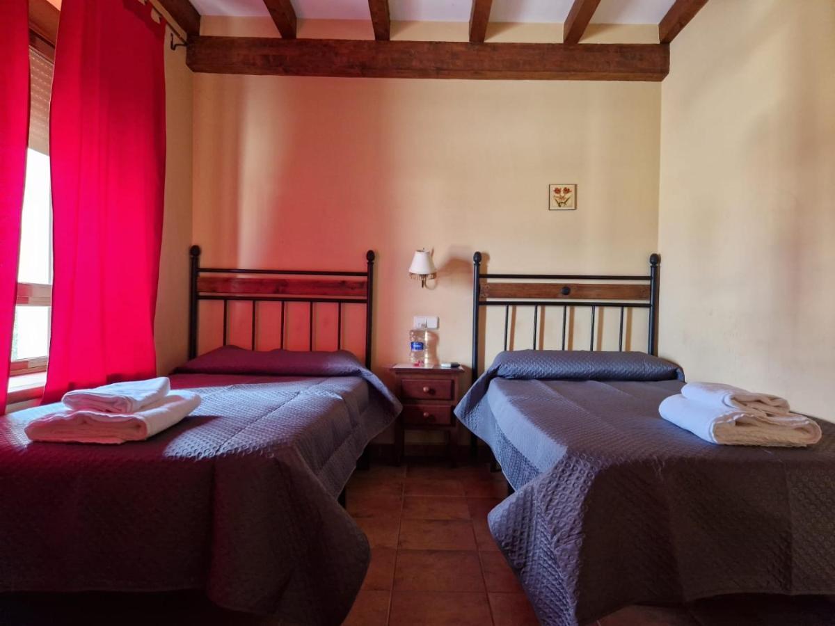 Hostal La Plata Оропеса Экстерьер фото