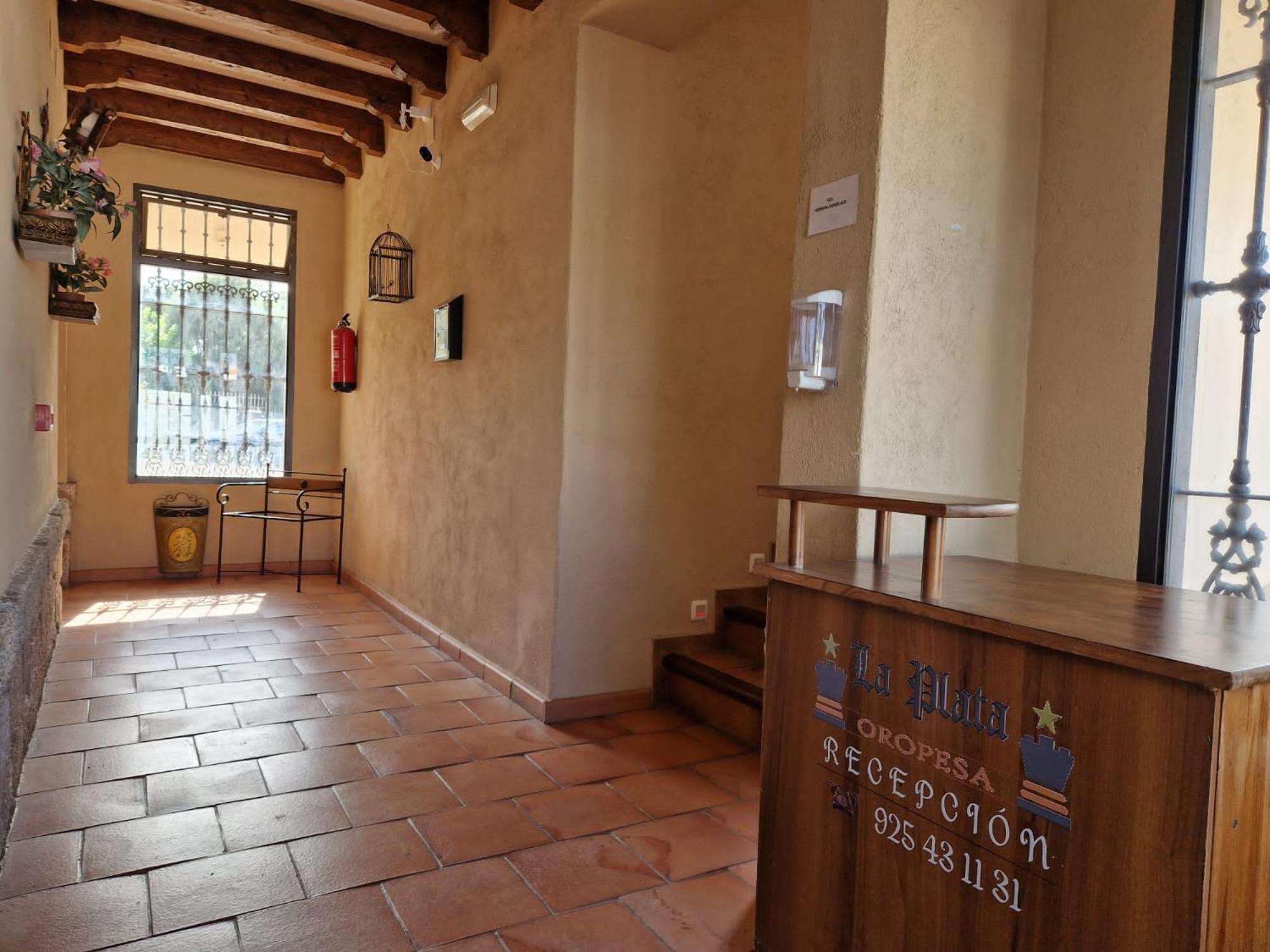 Hostal La Plata Оропеса Экстерьер фото