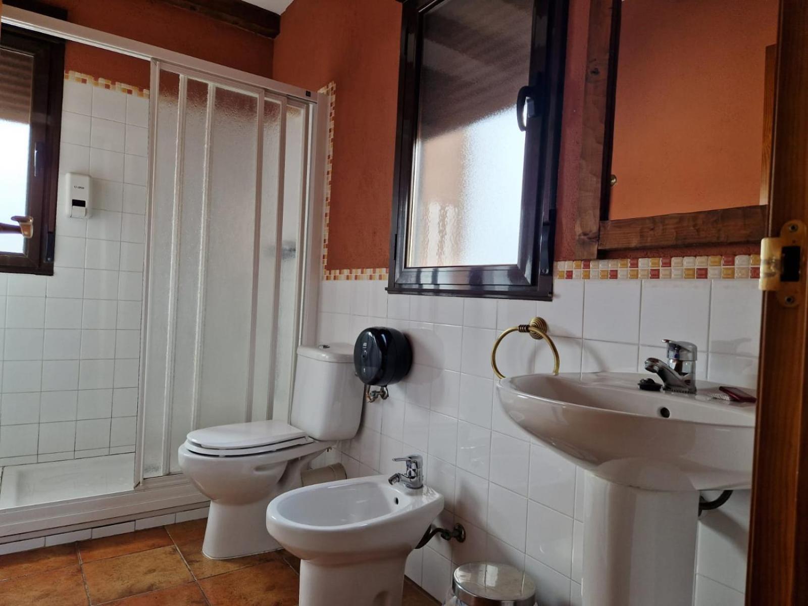 Hostal La Plata Оропеса Экстерьер фото